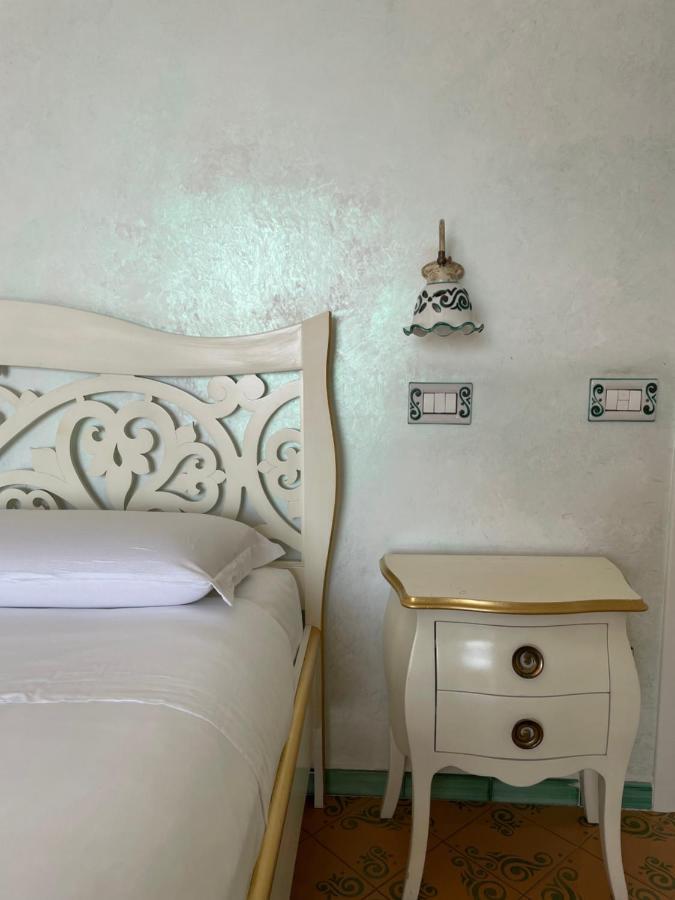 Bellavista Costa D'Amalfi Bed & Breakfast Vietri Bagian luar foto