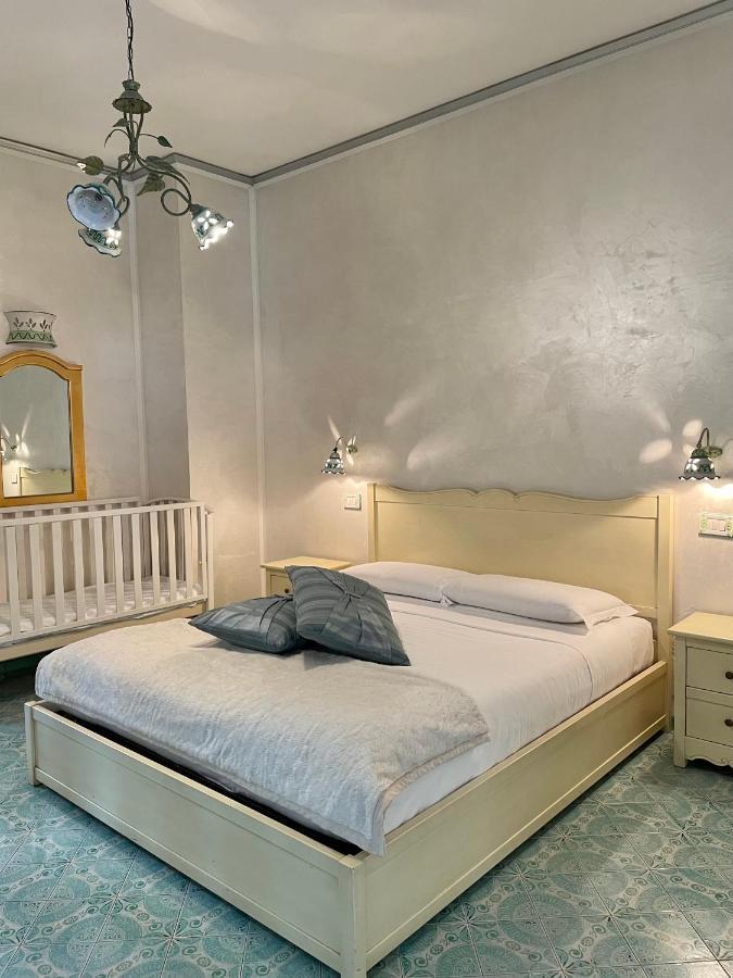 Bellavista Costa D'Amalfi Bed & Breakfast Vietri Bagian luar foto